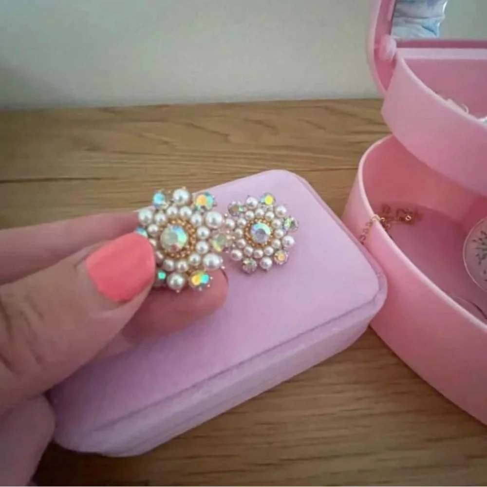 Faux Pearl Iridescent Rhinestone Stud Earrings